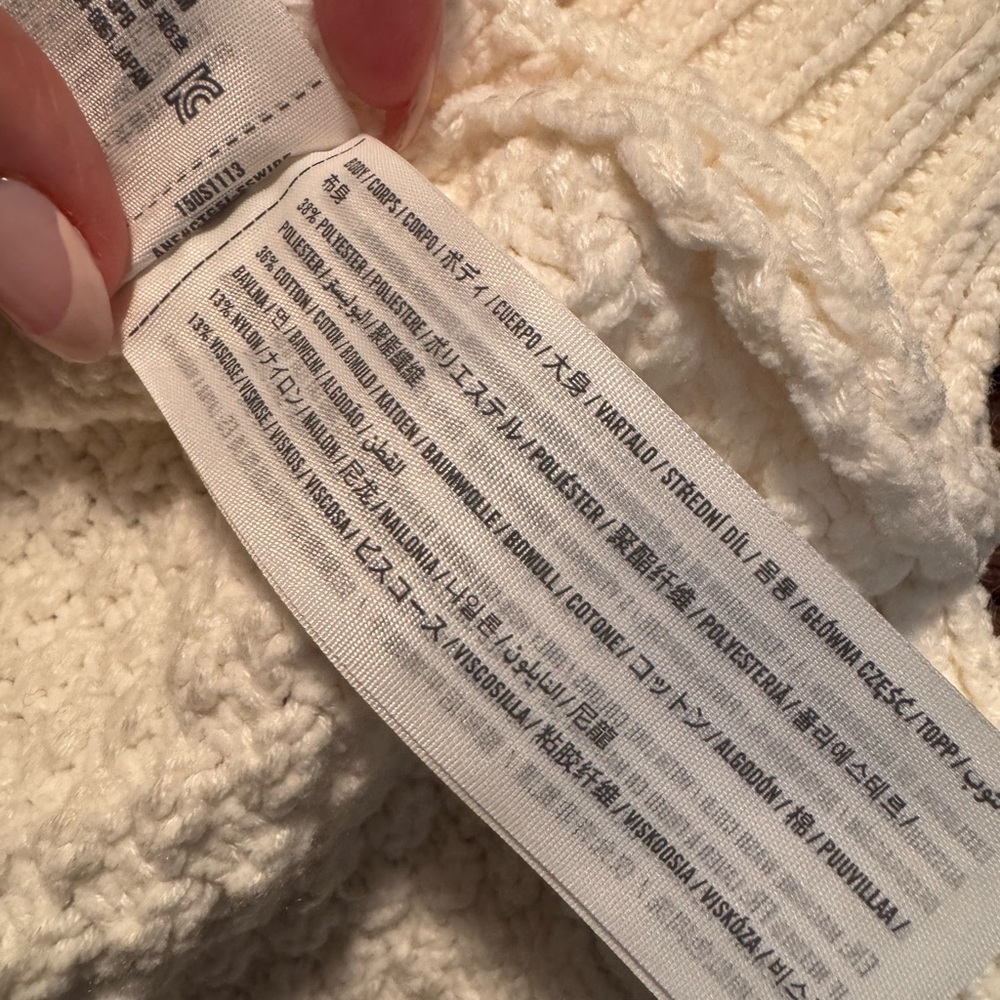 Abercrombie & Fitch Ivory seed stitch Button-Up Cardigan size medium - Picture 3 of 4